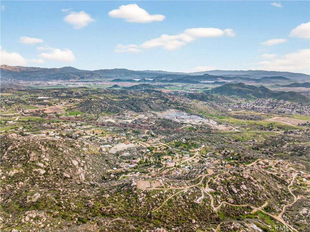 31300 Ruth Lane Homeland, CA 92548 - Photo 17 of 52 View of Diamond Valley Lake