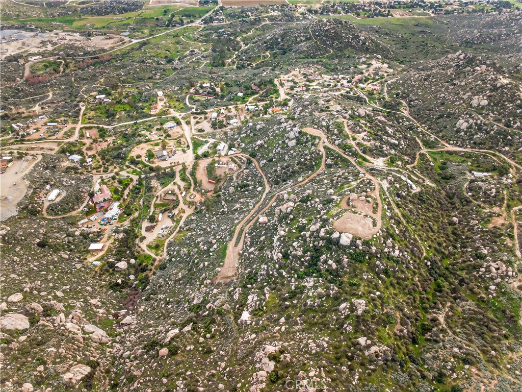 31300 Ruth Lane Homeland, CA 92548 - Photo 19 of 52 Great Location