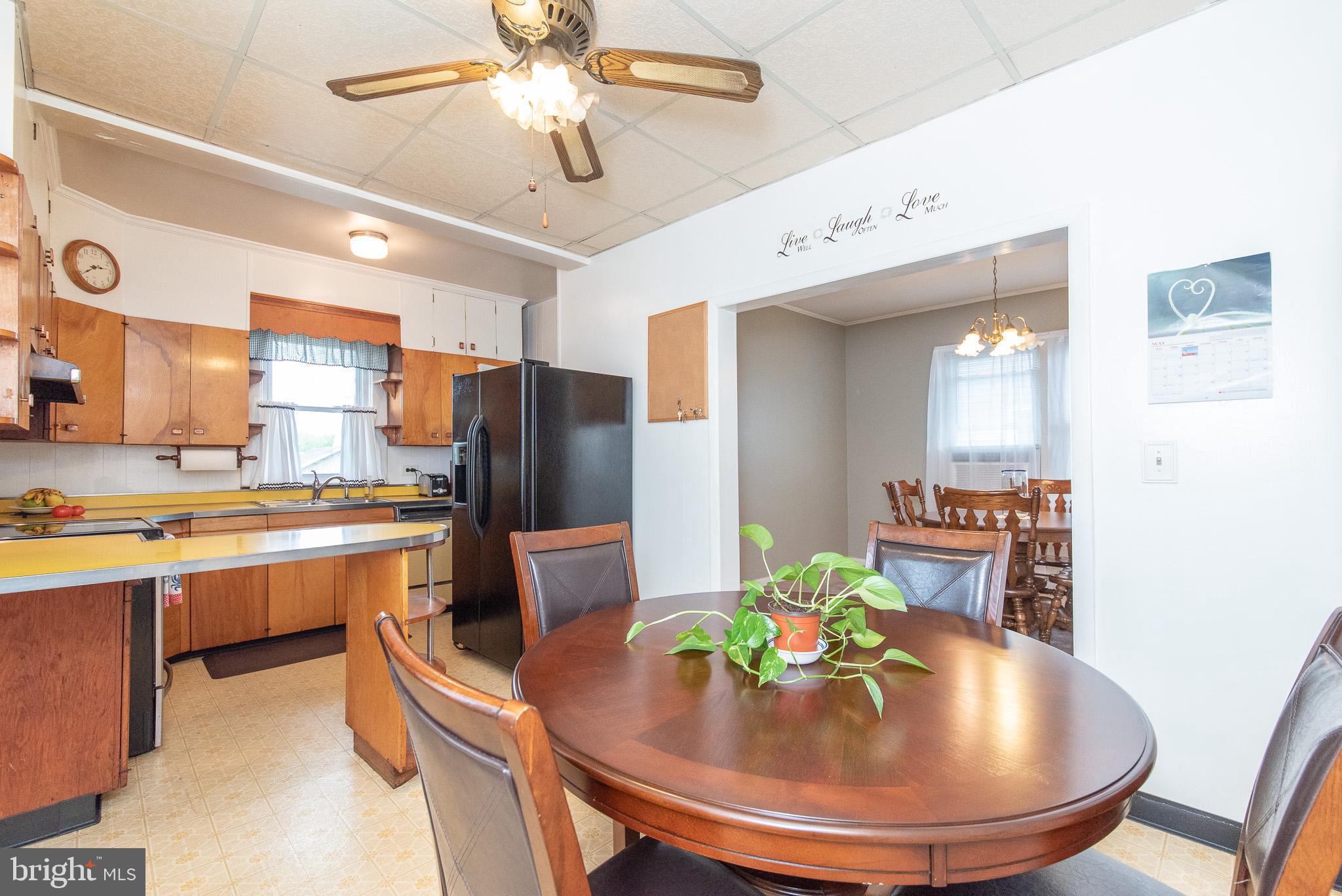 605 Old Home Road Baltimore, MD 21206 - Photo 20 of 44 Kitchen