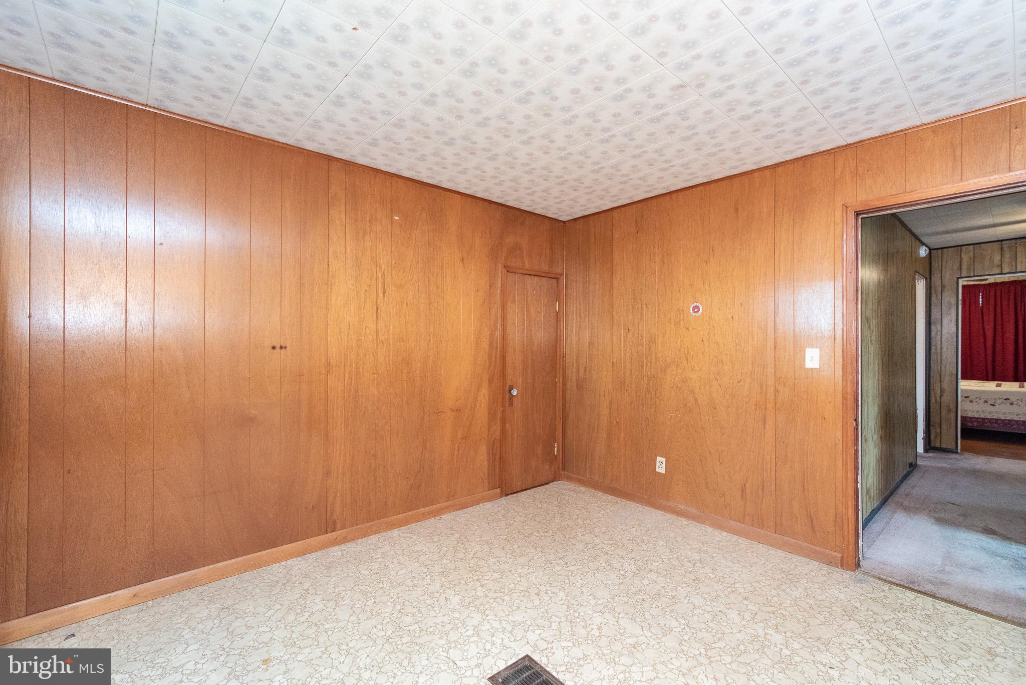 605 Old Home Road Baltimore, MD 21206 - Photo 33 of 44 Bed 3