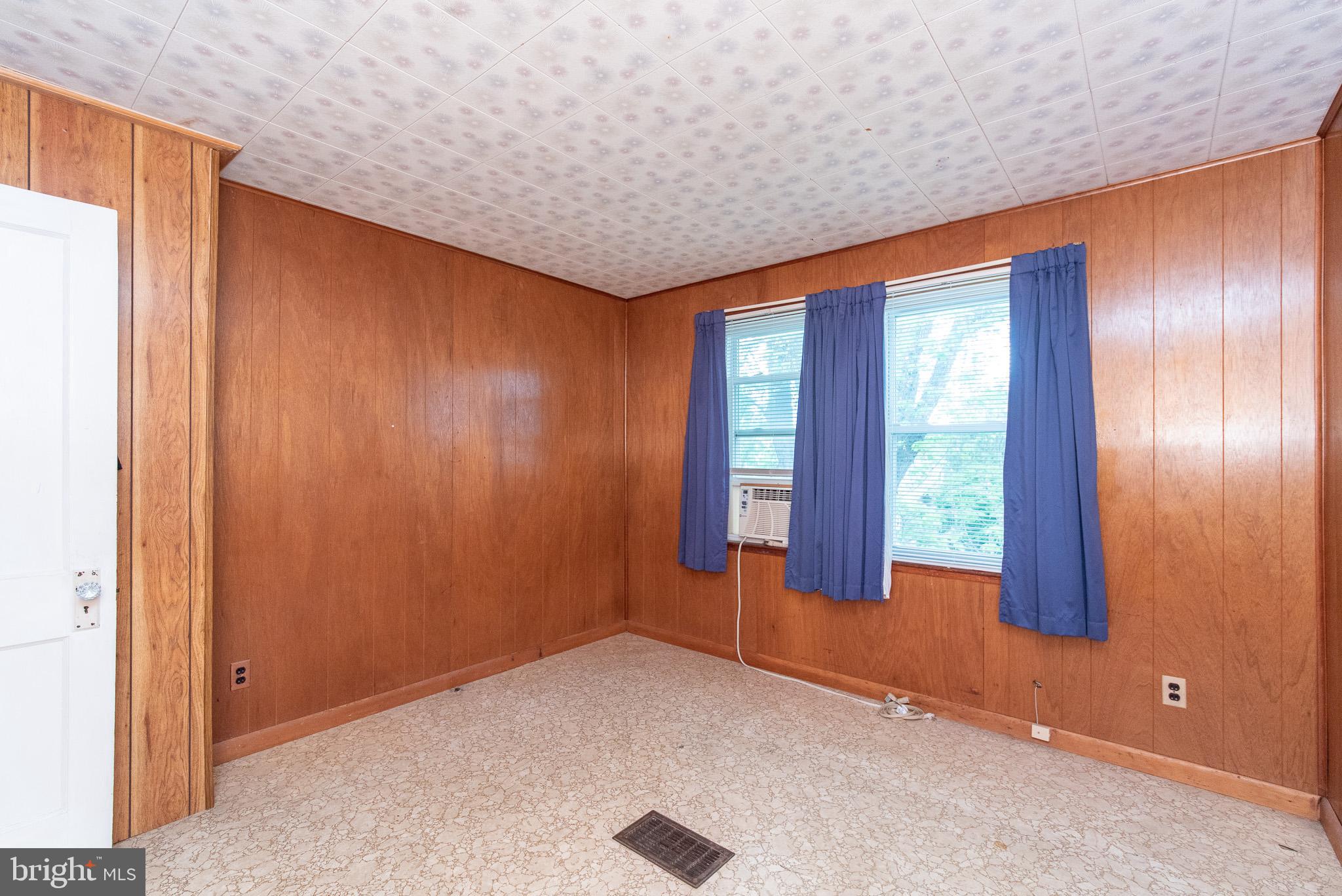 605 Old Home Road Baltimore, MD 21206 - Photo 34 of 44 Bed 3