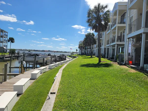 $104,900 | 4011 NASA Road 1, Unit 112, Seabrook, TX 77586