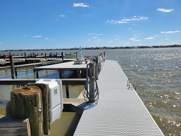 $104,900 | 4011 NASA Road 1, Unit 112, Seabrook, TX 77586