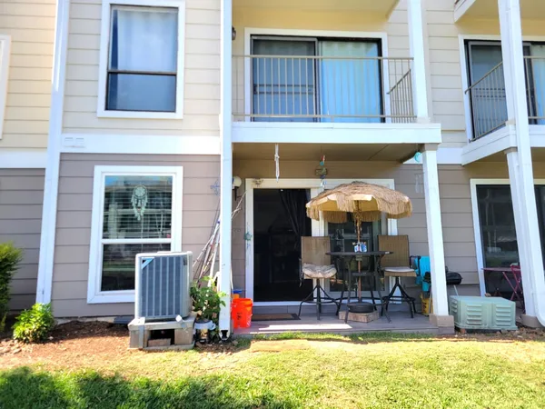 $104,900 | 4011 NASA Road 1, Unit 112, Seabrook, TX 77586