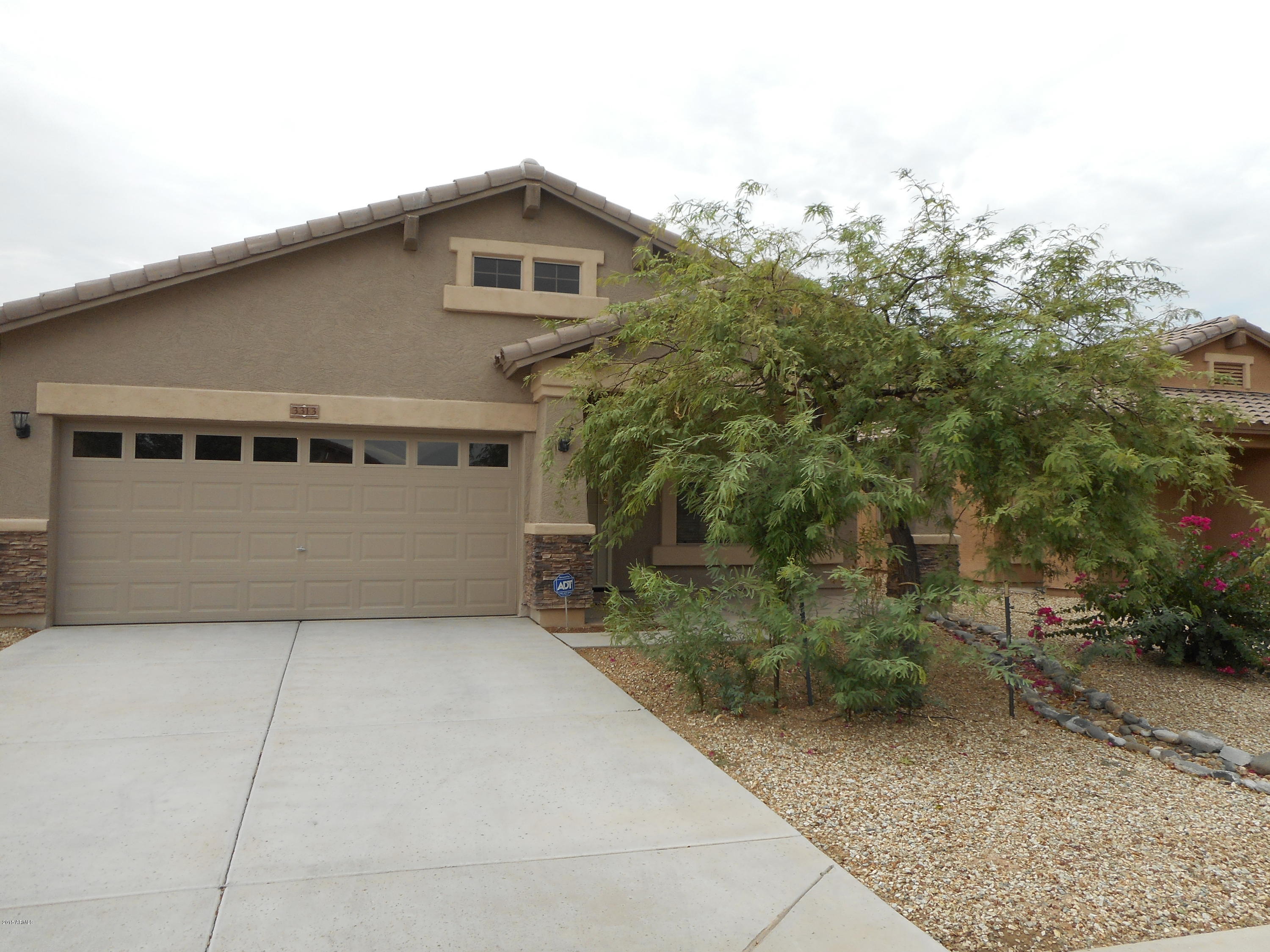 3313 West Apollo Road Phoenix, AZ 85041 - Photo 3 of 33 001