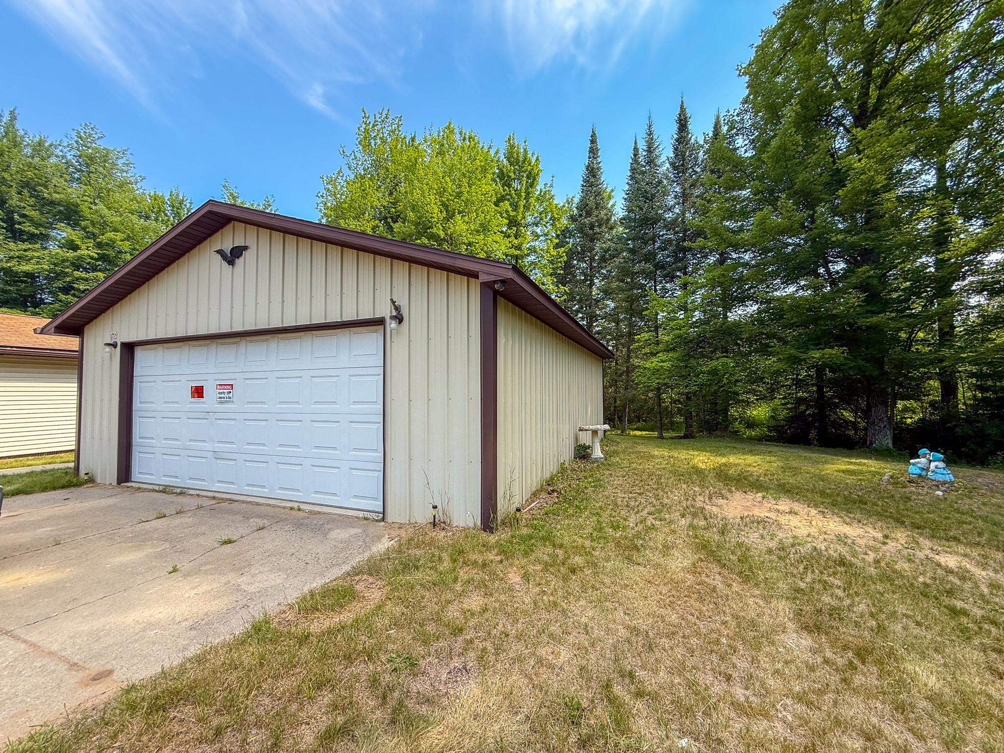 9230 Monroe Road Lake, MI 48632 - Photo 17 of 29