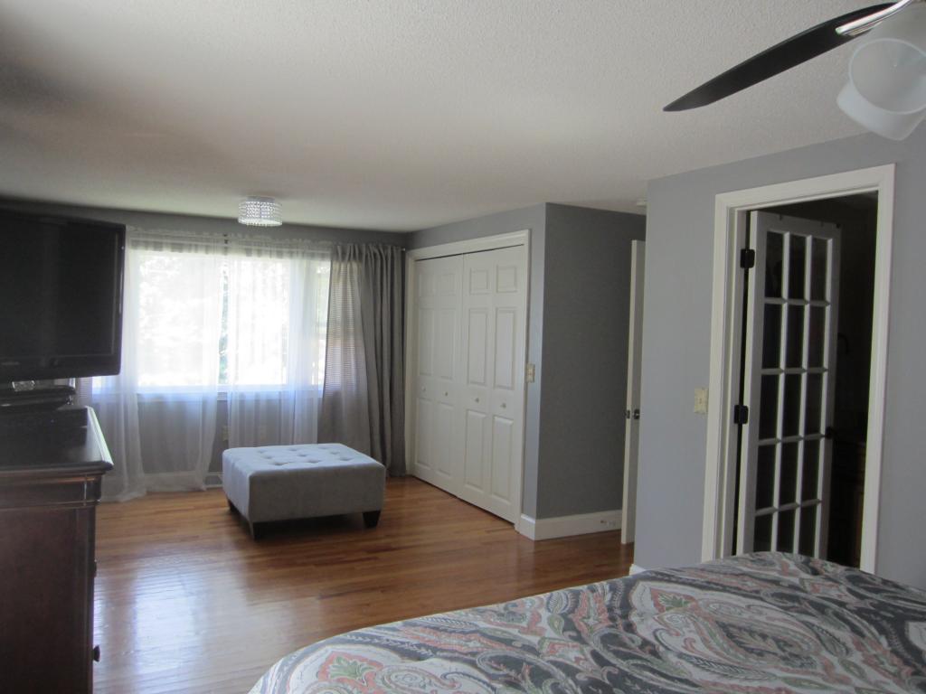 1 Edgewood Street Derry, NH 03038 - Photo 15 of 31 Gallery Image 15