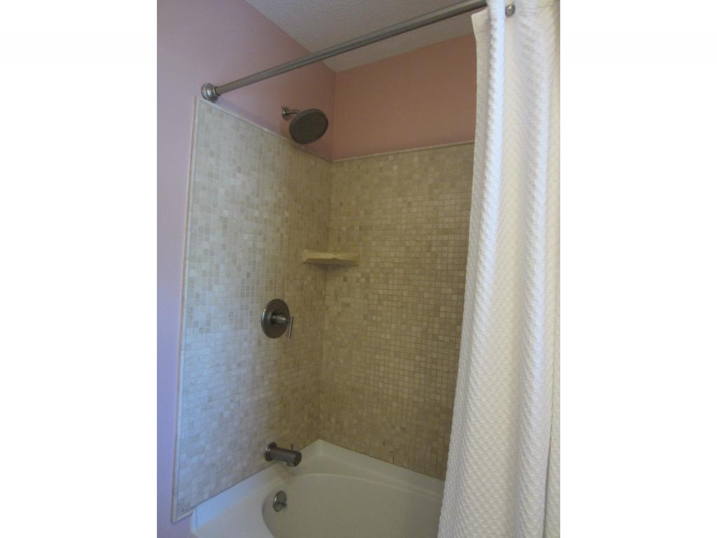 1 Edgewood Street Derry, NH 03038 - Photo 24 of 31 Gallery Image 24