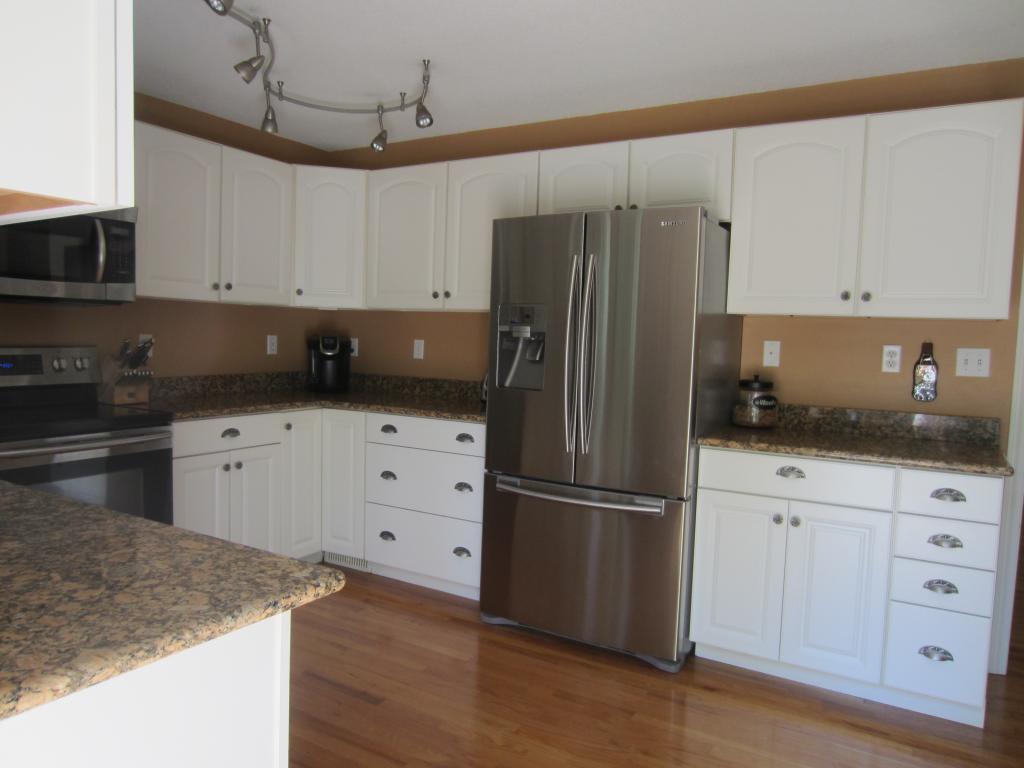1 Edgewood Street Derry, NH 03038 - Photo 6 of 31 Gallery Image 6
