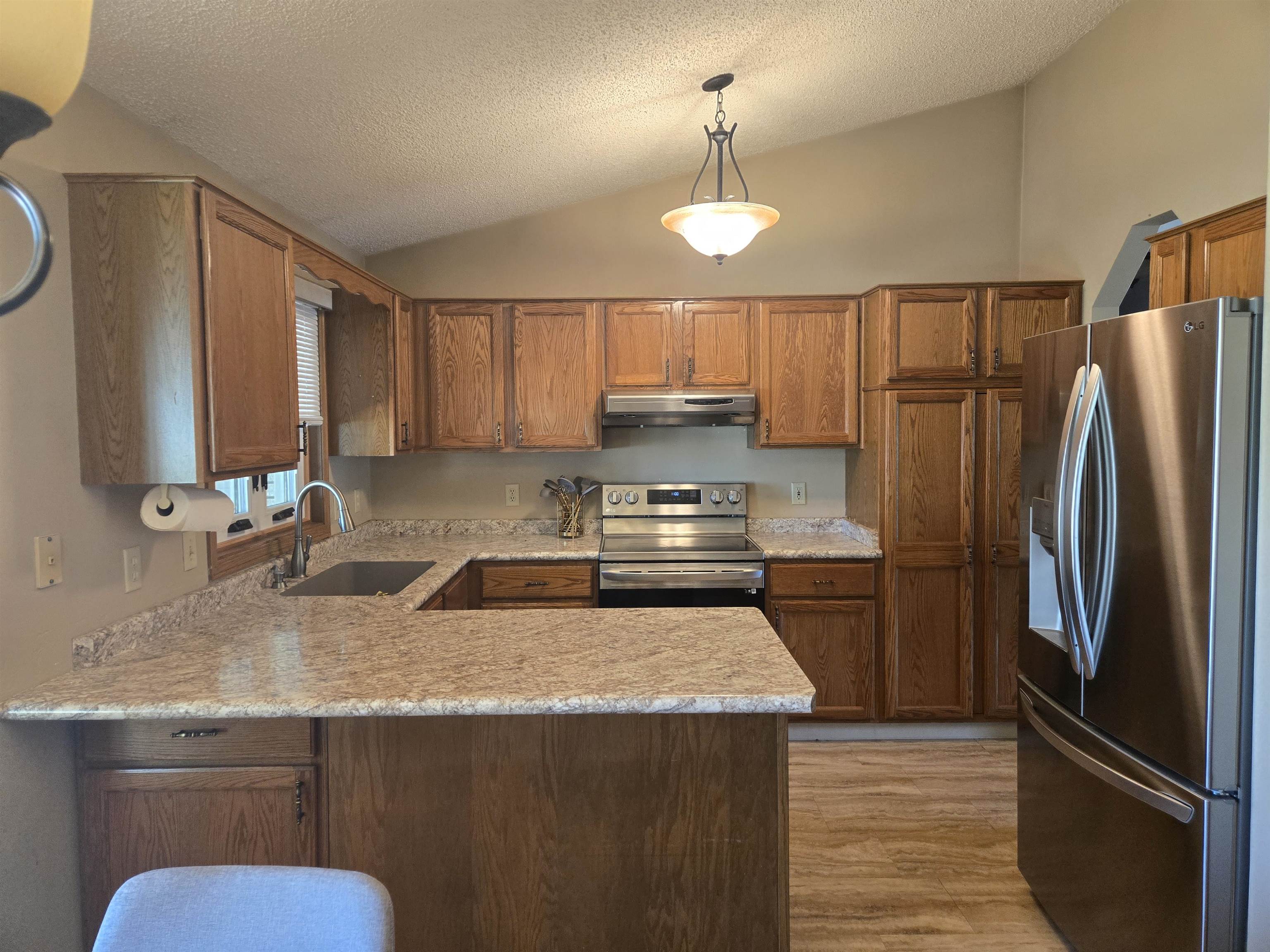 1709 Bayberry Street Appleton, WI 54915 - Photo 6 of 22