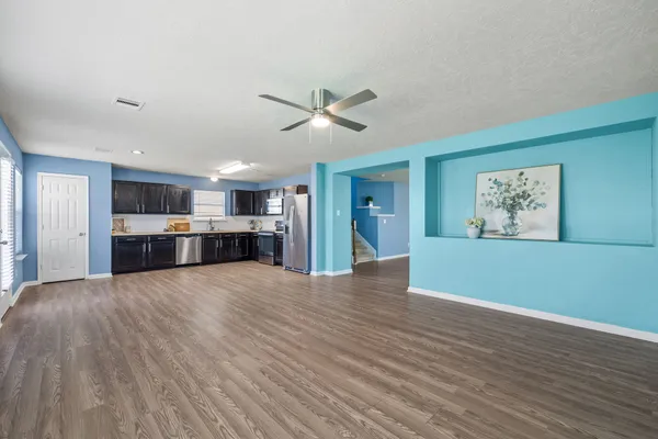 $2,400 | 2715 Skyview Knoll Court, Houston, TX 77047