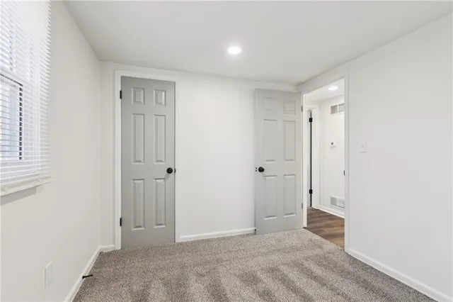 $235,000 | 705 East Shady Lane, Harrisonville, MO 64701