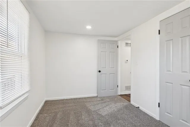 $235,000 | 705 East Shady Lane, Harrisonville, MO 64701