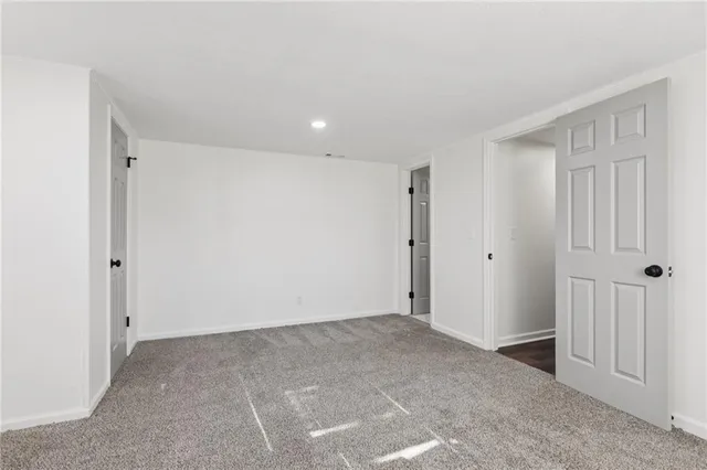 $235,000 | 705 East Shady Lane, Harrisonville, MO 64701