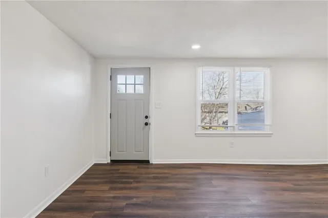 $235,000 | 705 East Shady Lane, Harrisonville, MO 64701