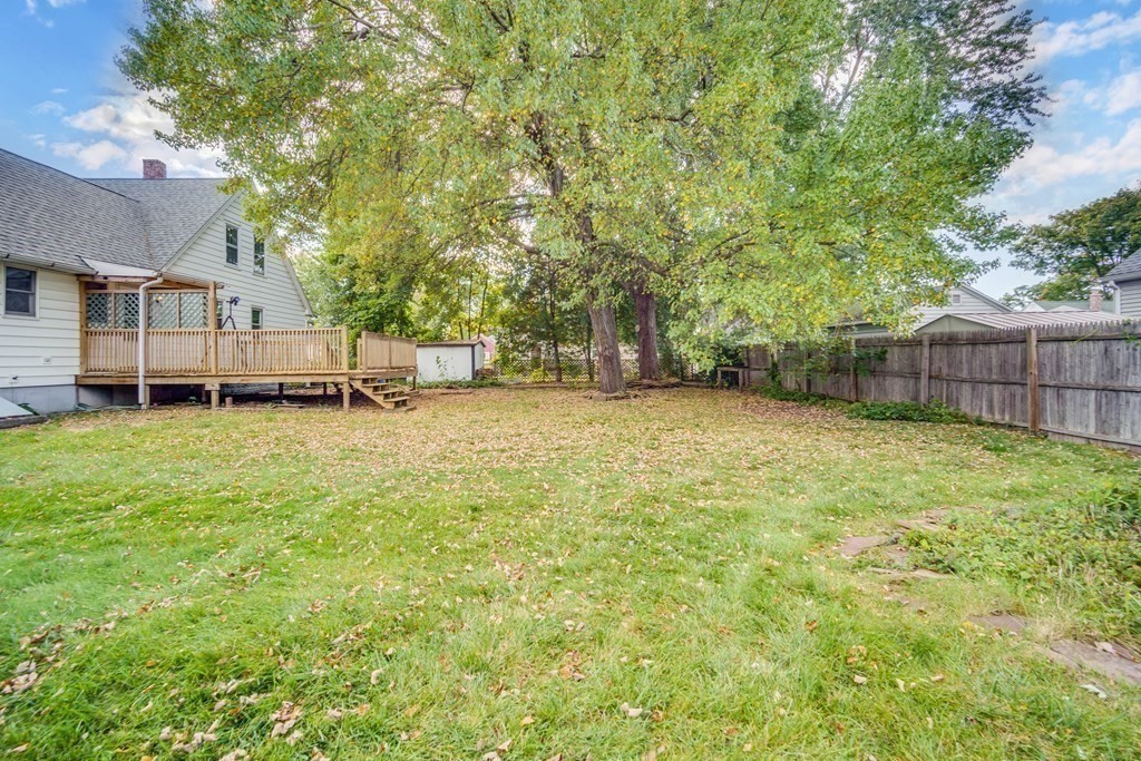 104 Linnell Street Springfield, MA 01104 - Photo 4 of 34 Gallery Image 4