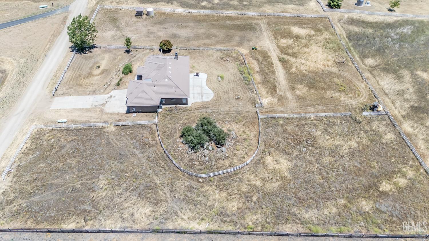 Undisclosed Address Tehachapi, CA 93561 - Photo 15 of 39