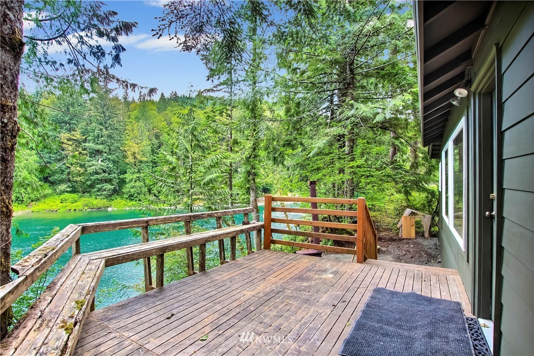 50229 Loop Road Gold Bar, WA 98251 - Photo 6 of 21 a view of a two chairs on the roof deck