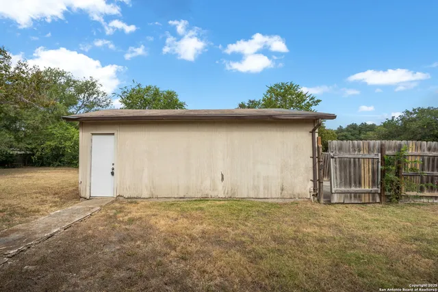 $1,850 | 5607 Charwood Street, San Antonio, TX 78233