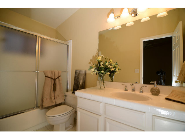 133 Redding Road, Unit B Campbell, CA 95008 - Photo 9 of 12 a bathroom with a sink and a mirror