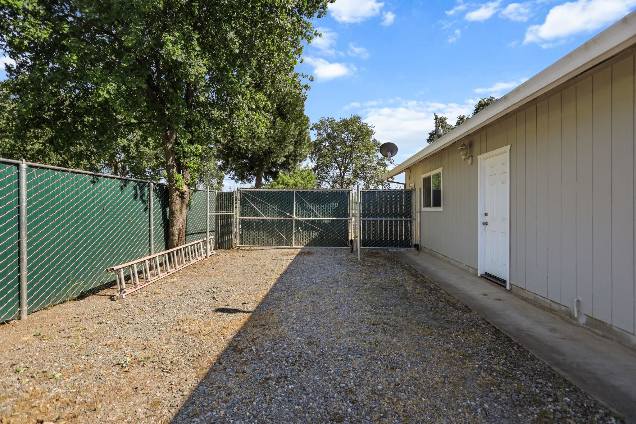 23290 Hogsback Road Red Bluff, CA 96080 - Photo 38 of 57