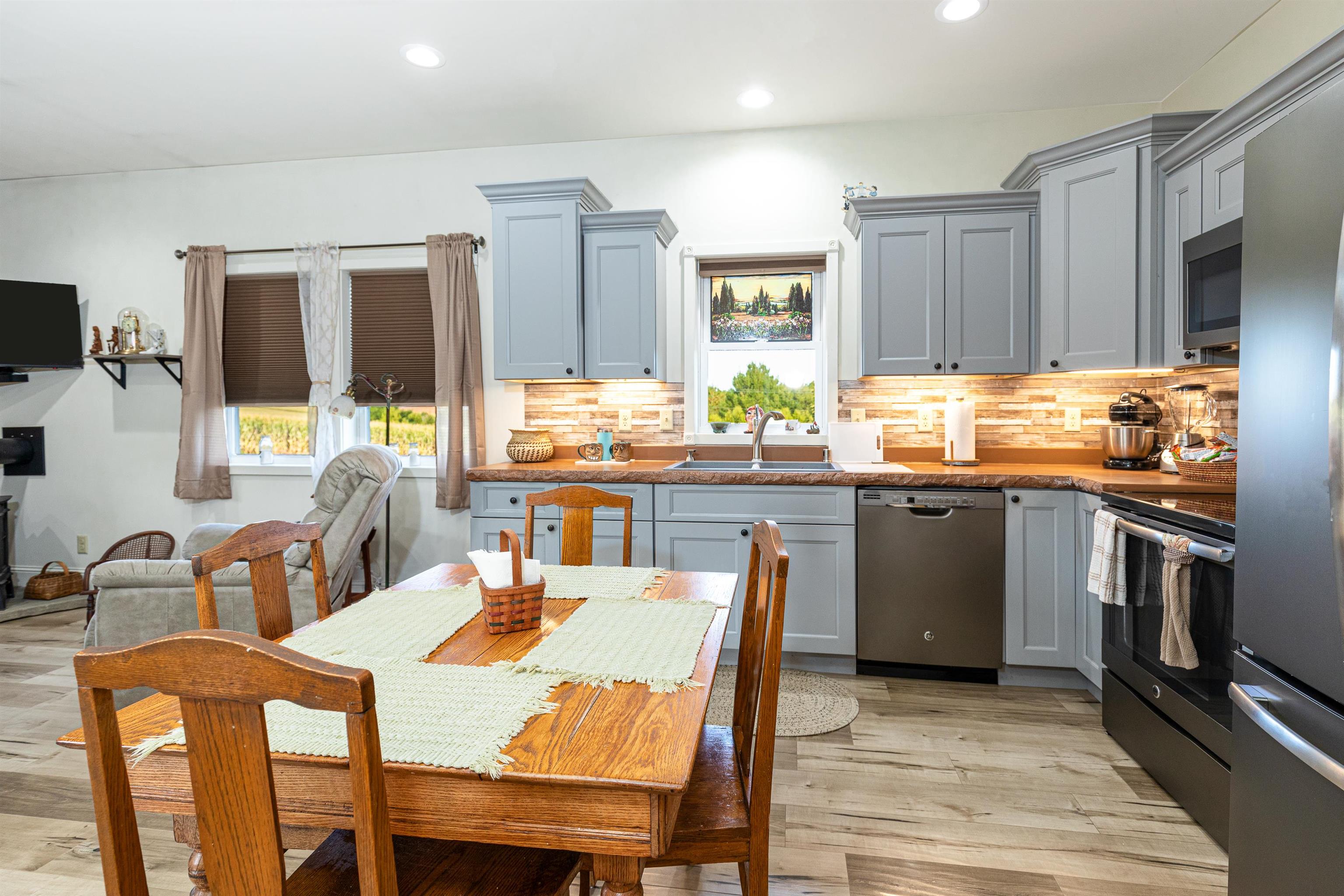 125 Buncombe Road Hazel Green, WI 53811 - Photo 12 of 66 Gallery Image 12