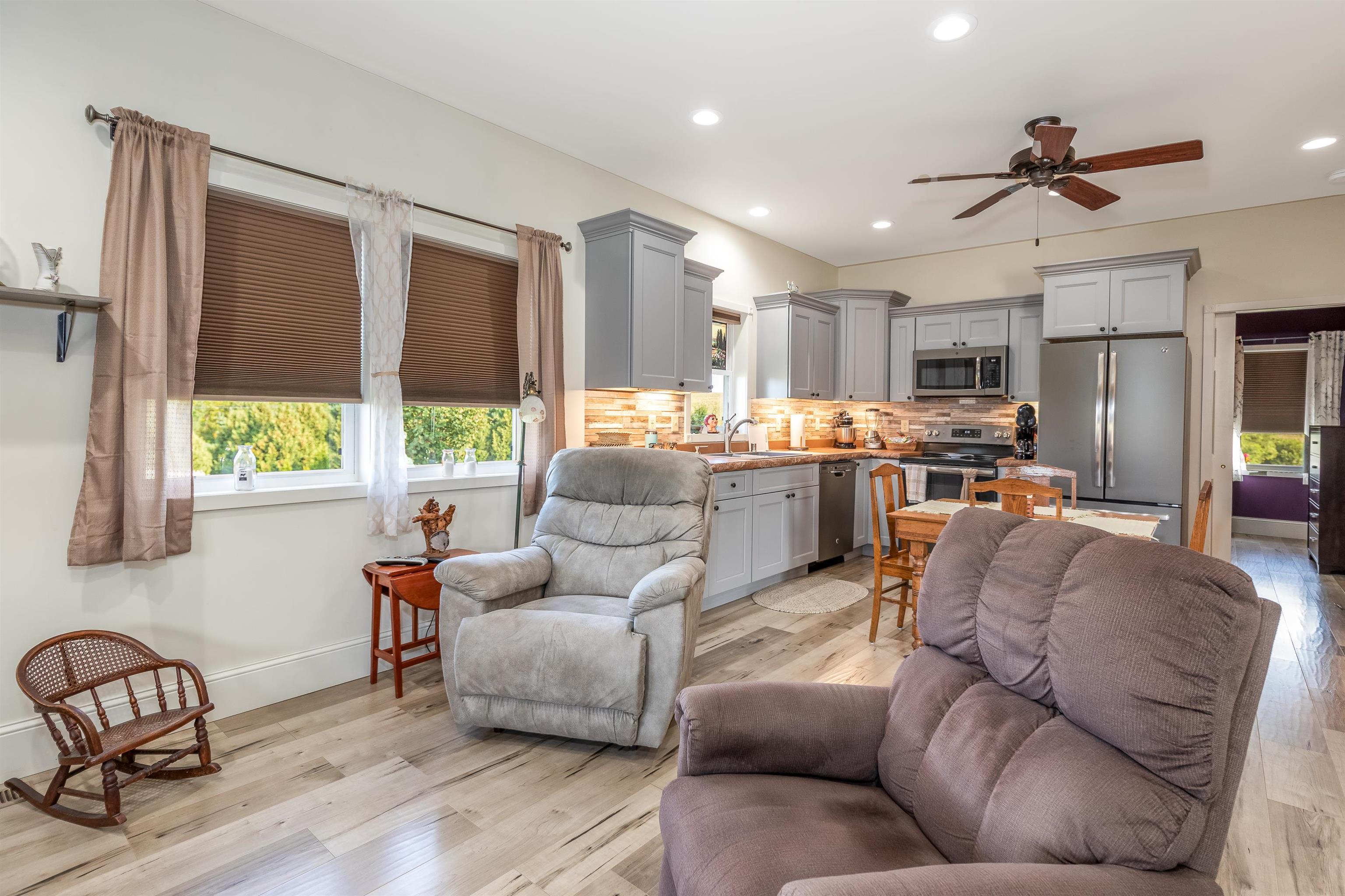 125 Buncombe Road Hazel Green, WI 53811 - Photo 8 of 66 Gallery Image 8