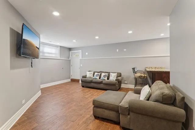 $589,000 | 124 Hubbard Court, Wauconda, IL 60084