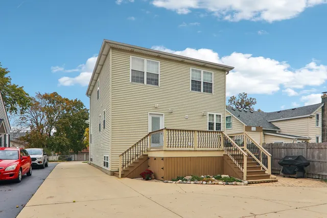 $589,000 | 124 Hubbard Court, Wauconda, IL 60084