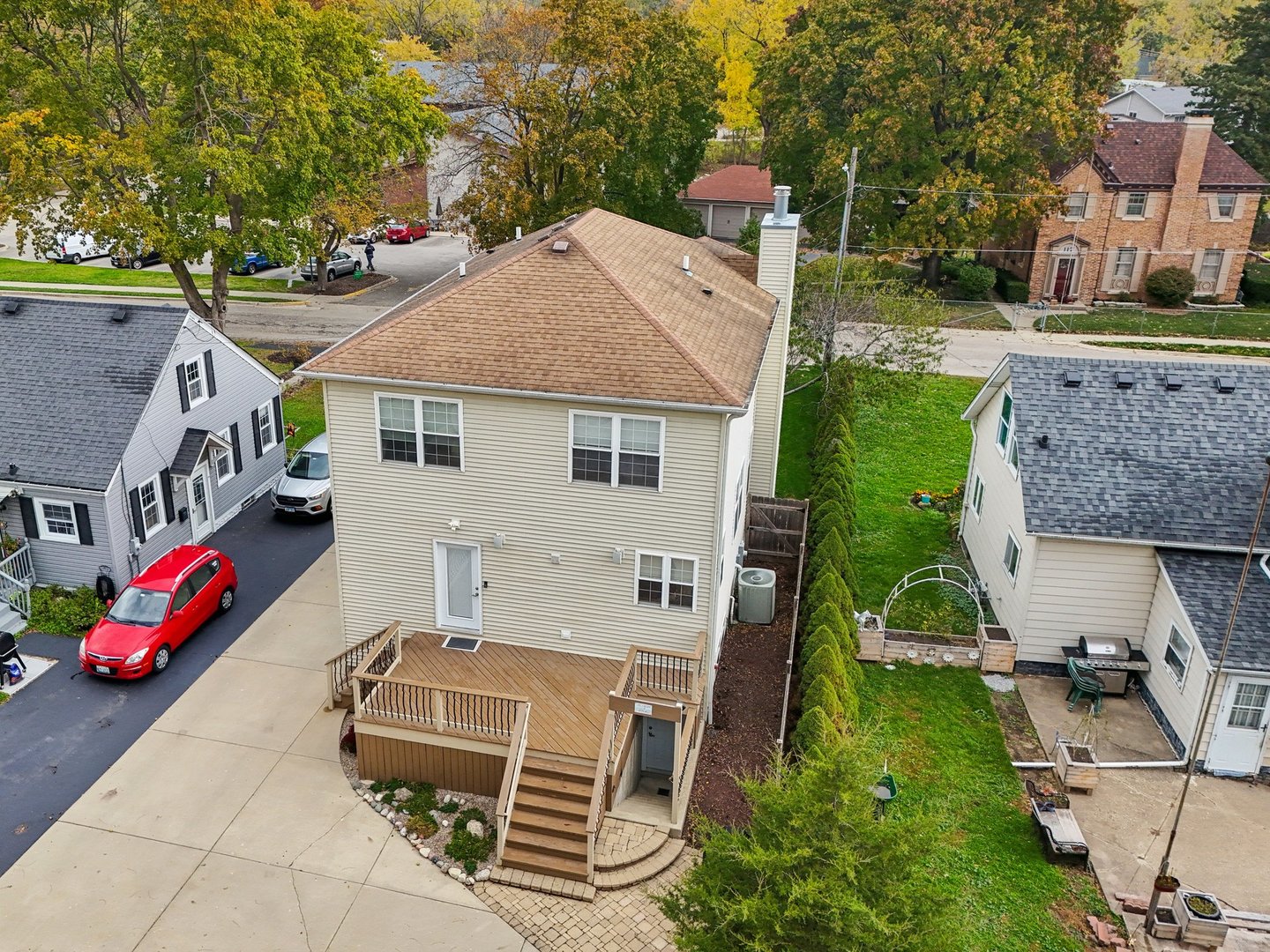 124 Hubbard Court Wauconda, IL 60084 - Photo 36 of 47 an aerial view of a house with outdoor space