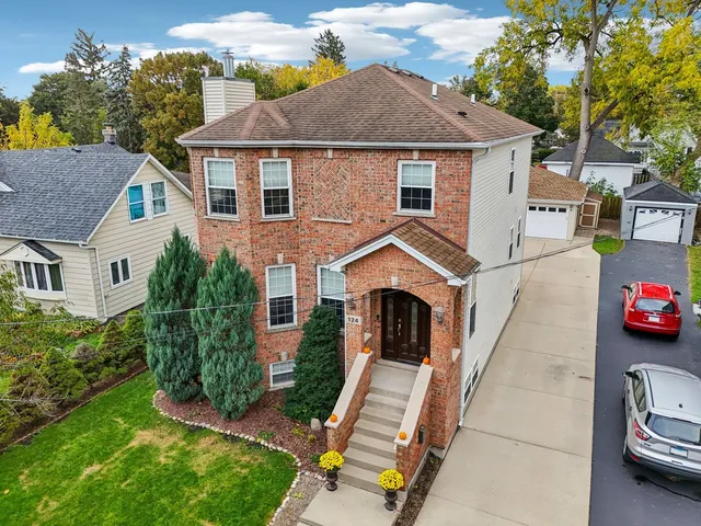 $589,000 | 124 Hubbard Court, Wauconda, IL 60084