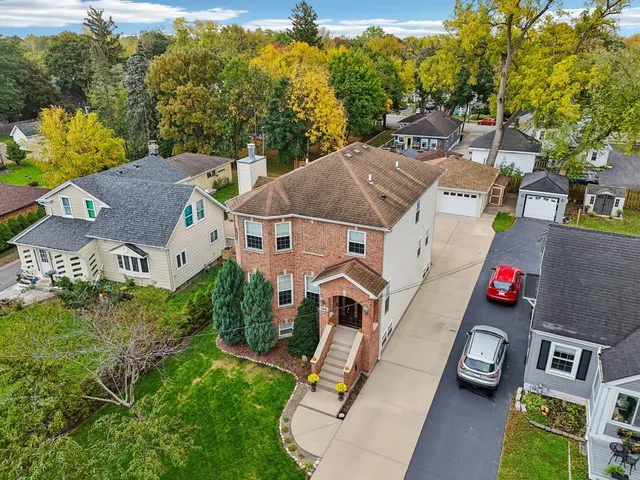 $589,000 | 124 Hubbard Court, Wauconda, IL 60084