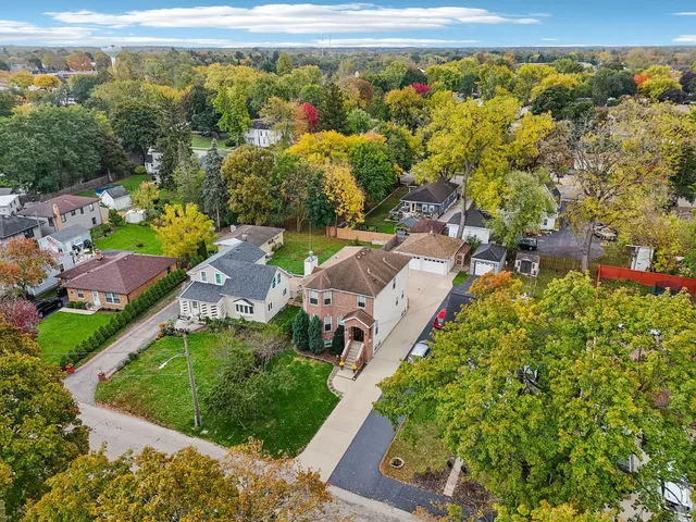 $589,000 | 124 Hubbard Court, Wauconda, IL 60084