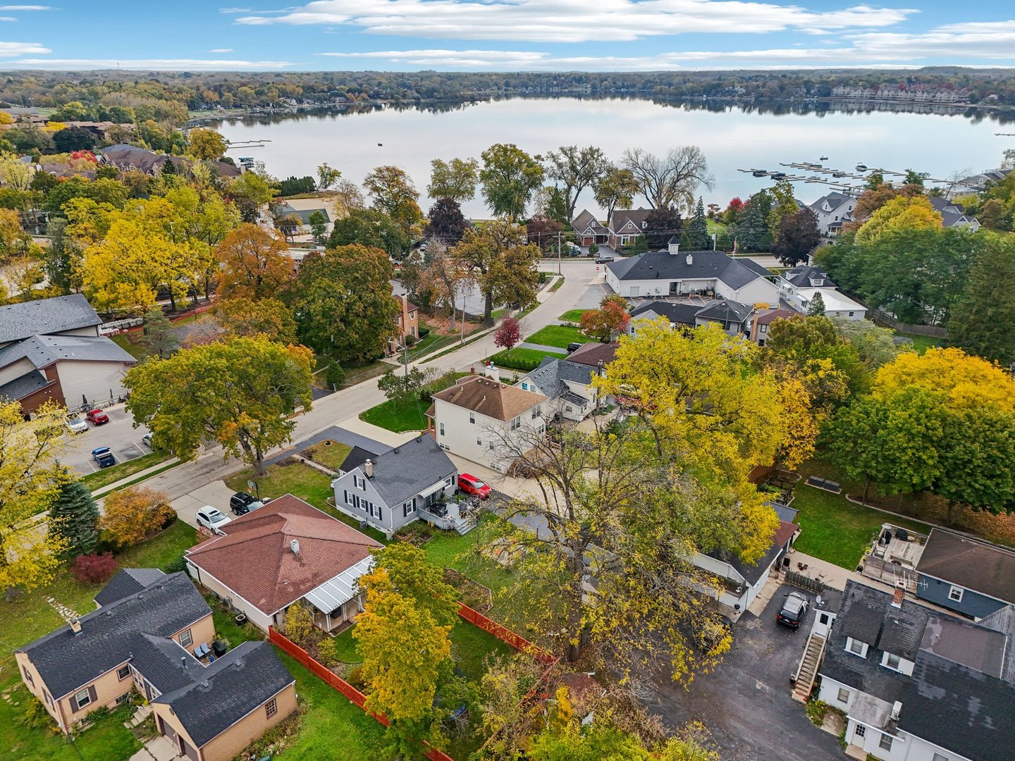 124 Hubbard Court Wauconda, IL 60084 - Photo 43 of 47 an aerial view of residential houses with outdoor space