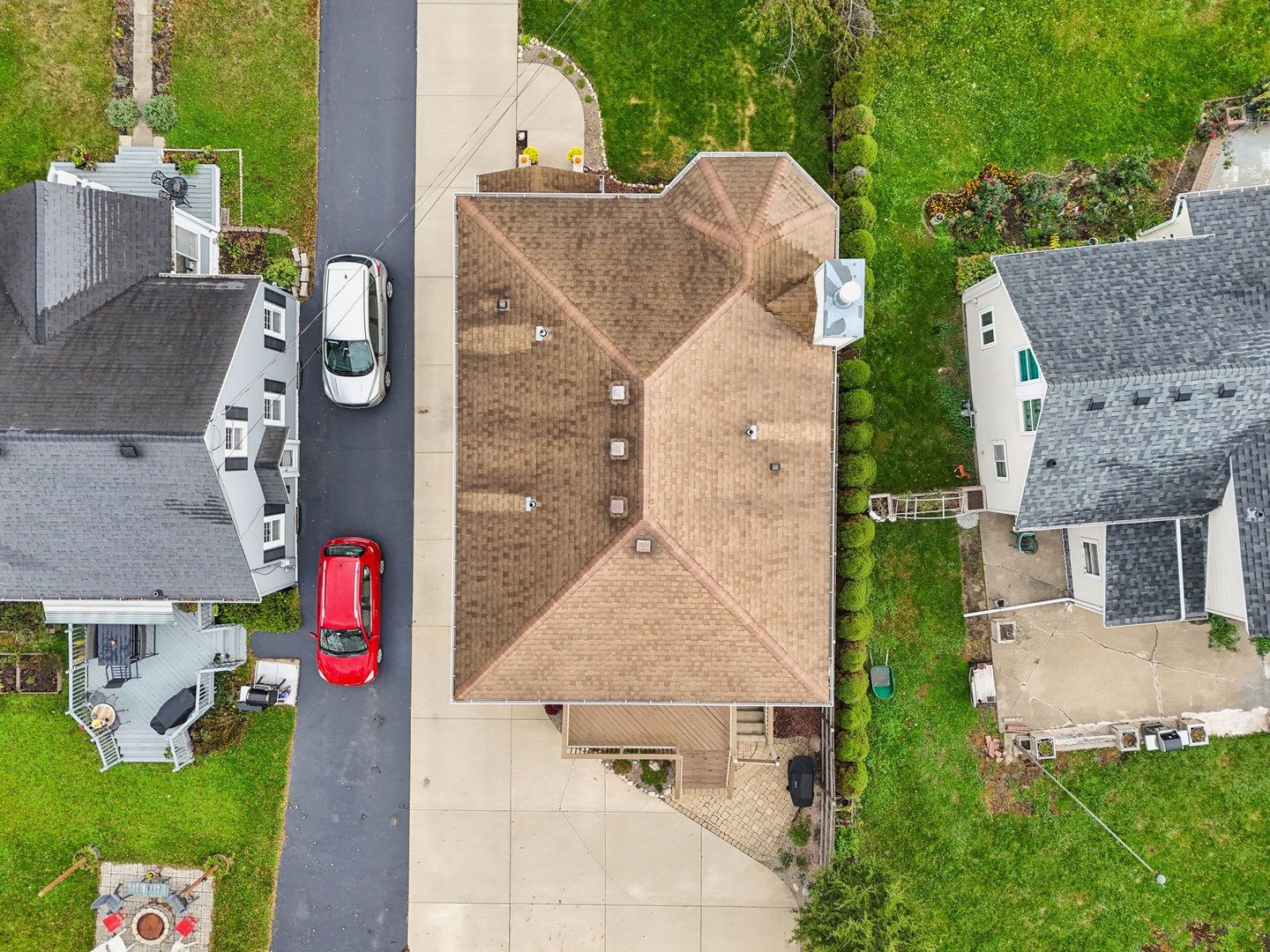 124 Hubbard Court Wauconda, IL 60084 - Photo 45 of 47 an aerial view of a house