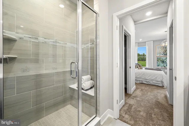 a en suite bathroom with a shower