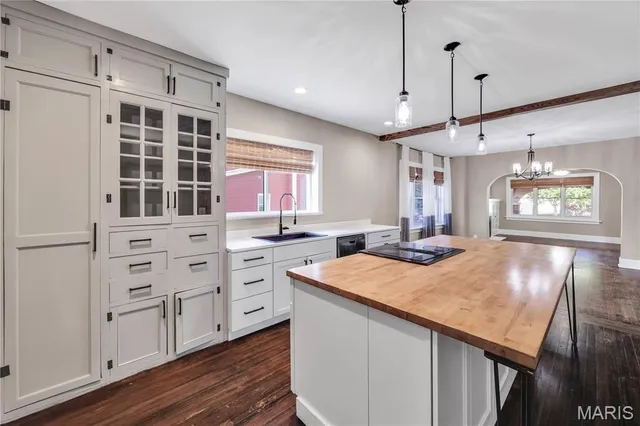 $319,000 | 218 West 6th Street, Hermann, MO 65041