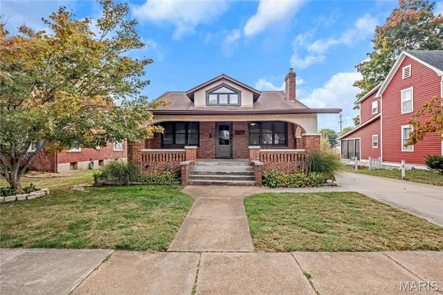 $319,000 | 218 West 6th Street, Hermann, MO 65041