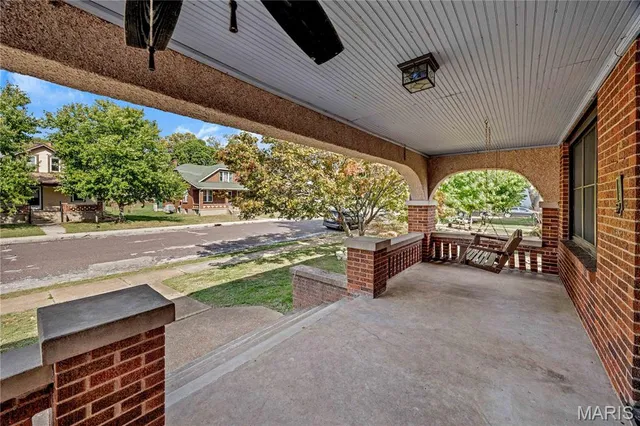 $319,000 | 218 West 6th Street, Hermann, MO 65041