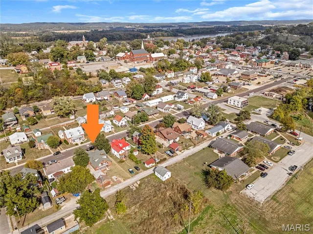 $319,000 | 218 West 6th Street, Hermann, MO 65041