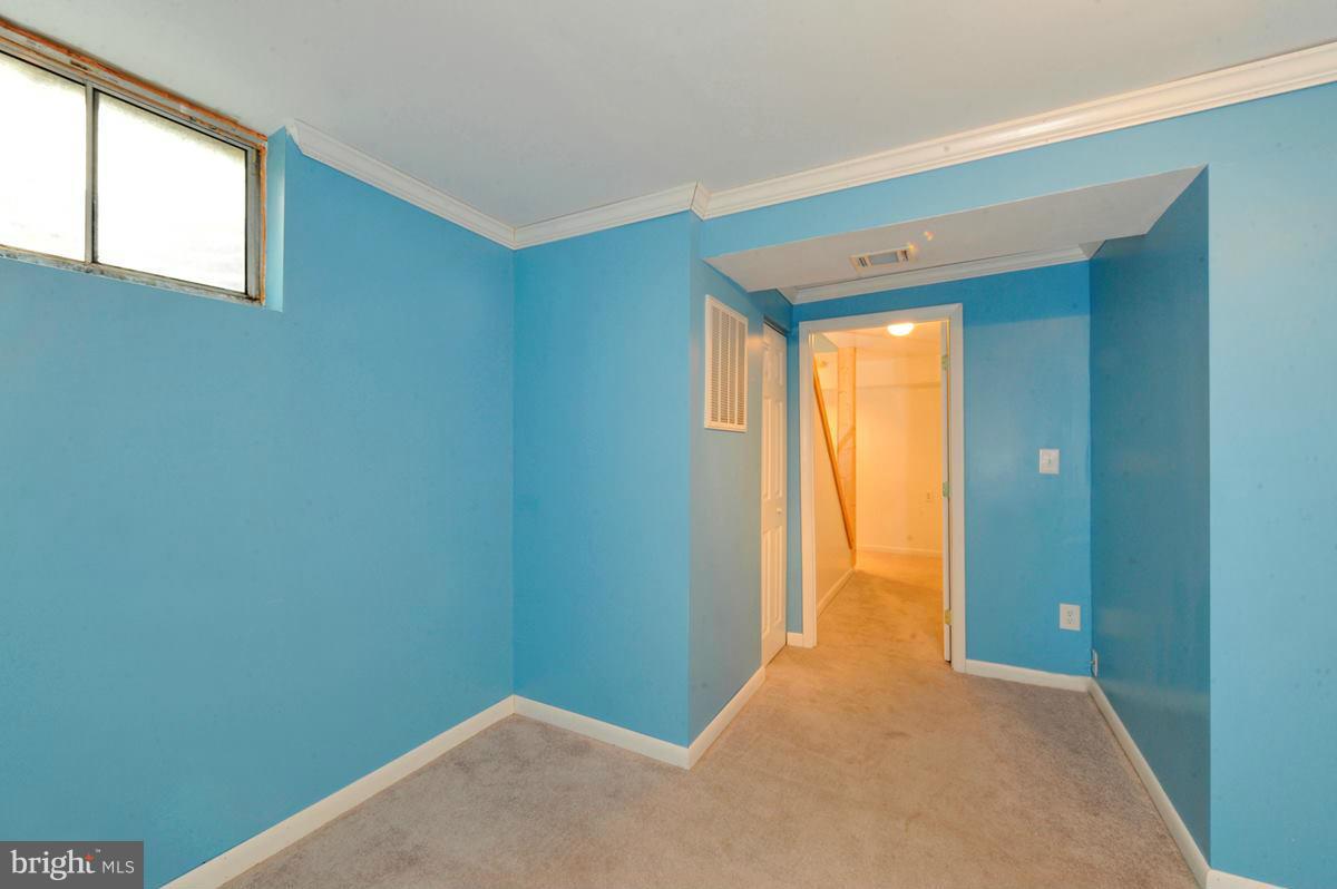 3430 Brookhaven Road Pasadena, MD 21122 - Photo 27 of 28 Interior (General)