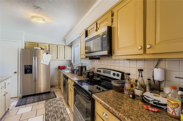 $118,500 | 2 Willowick Drive, Lithonia, GA 30038