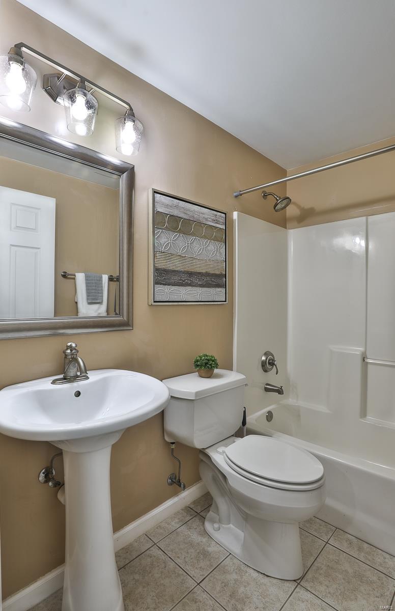 Undisclosed Address Arnold, MO 63010 - Photo 23 of 27