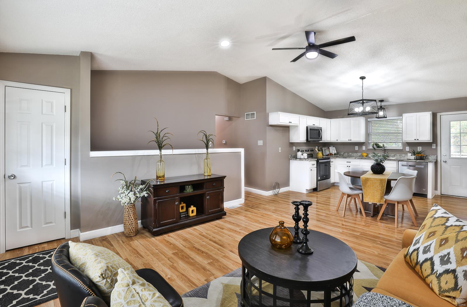 Undisclosed Address Arnold, MO 63010 - Photo 5 of 27