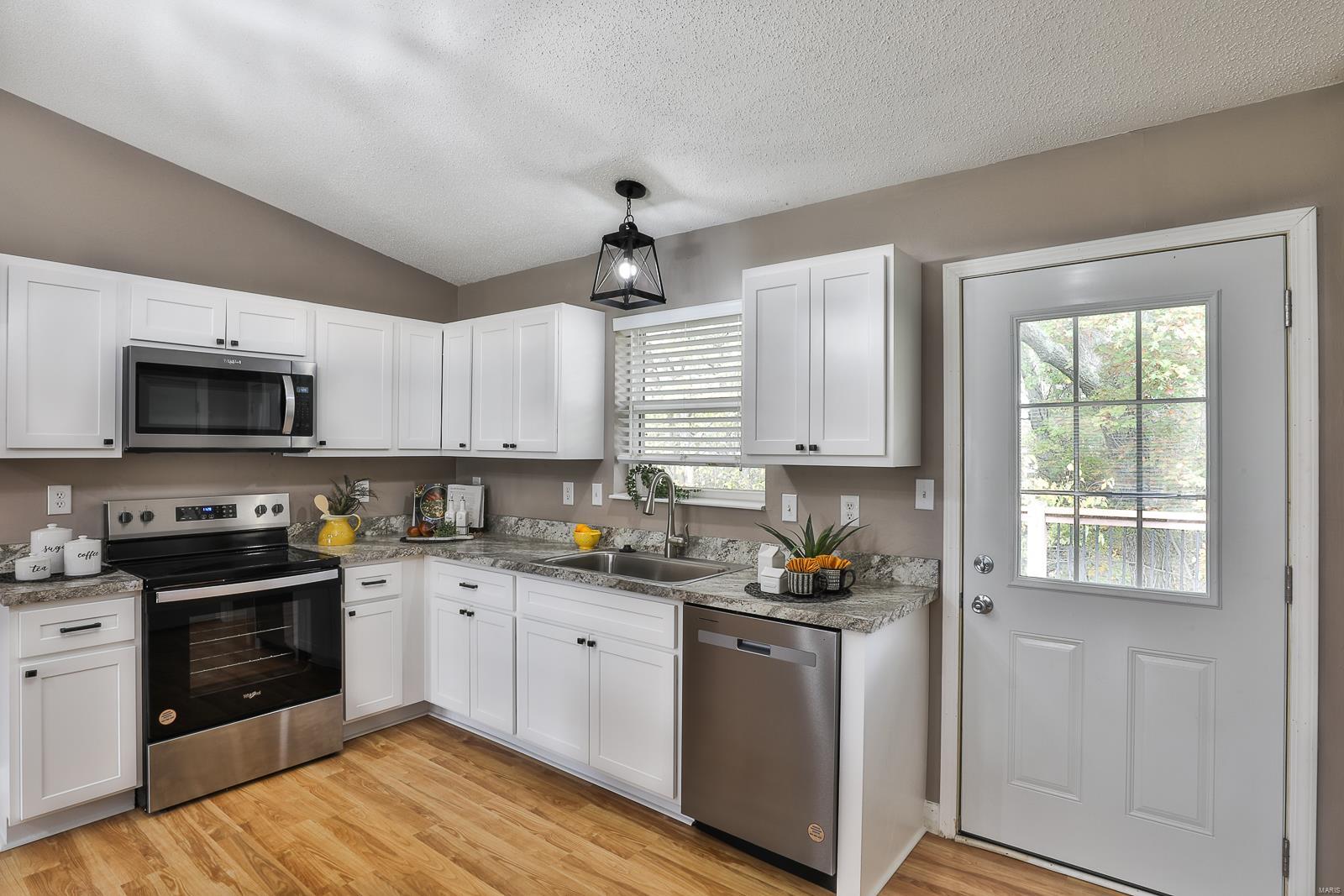 Undisclosed Address Arnold, MO 63010 - Photo 9 of 27