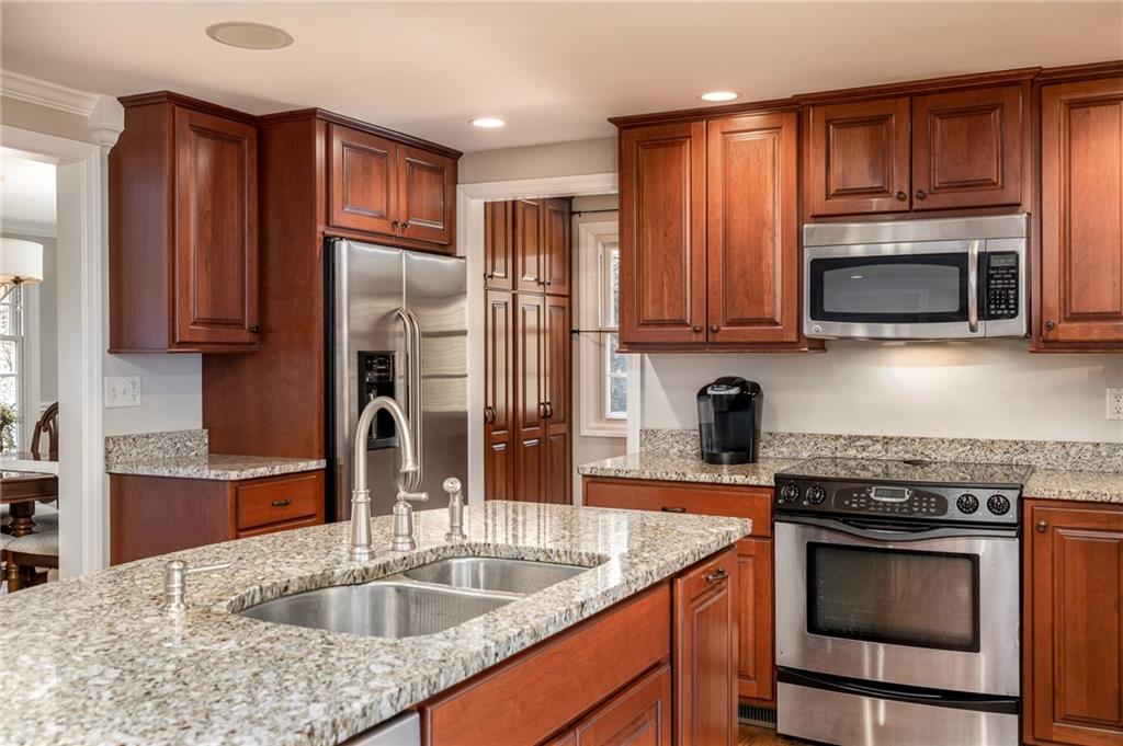 1761 Partridge Run Road Pittsburgh, PA 15241 - Photo 5 of 25 Gallery Image 5