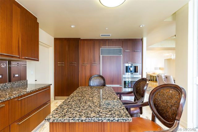 $1,350,000 | 16001 Collins Avenue, Unit 1106, Sunny Isles Beach, FL 33160