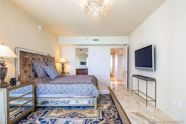 $1,350,000 | 16001 Collins Avenue, Unit 1106, Sunny Isles Beach, FL 33160
