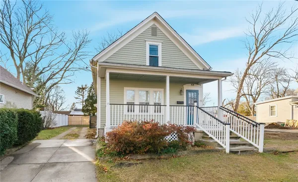 $390,000 | 26 Glen Street, East Providence, RI 02915