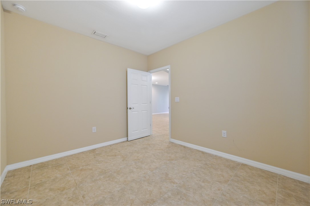 4278 Dutchess Park Road Fort Myers, FL 33916 - Photo 26 of 44